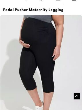 torrid Black Maternity Leggings size 3 pedal pusher signature waist over bump
